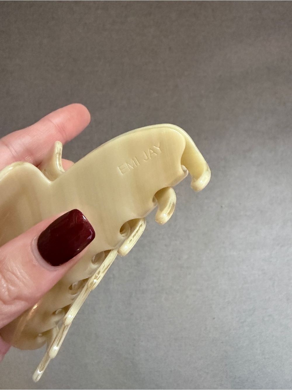 Emi Jay Cream Hair Claw Clip
